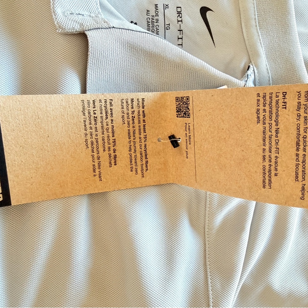 Disney 100 Years of Wonder Nike Dri-Fit Polo Shirt XL NWT - Picture 9 of 10
